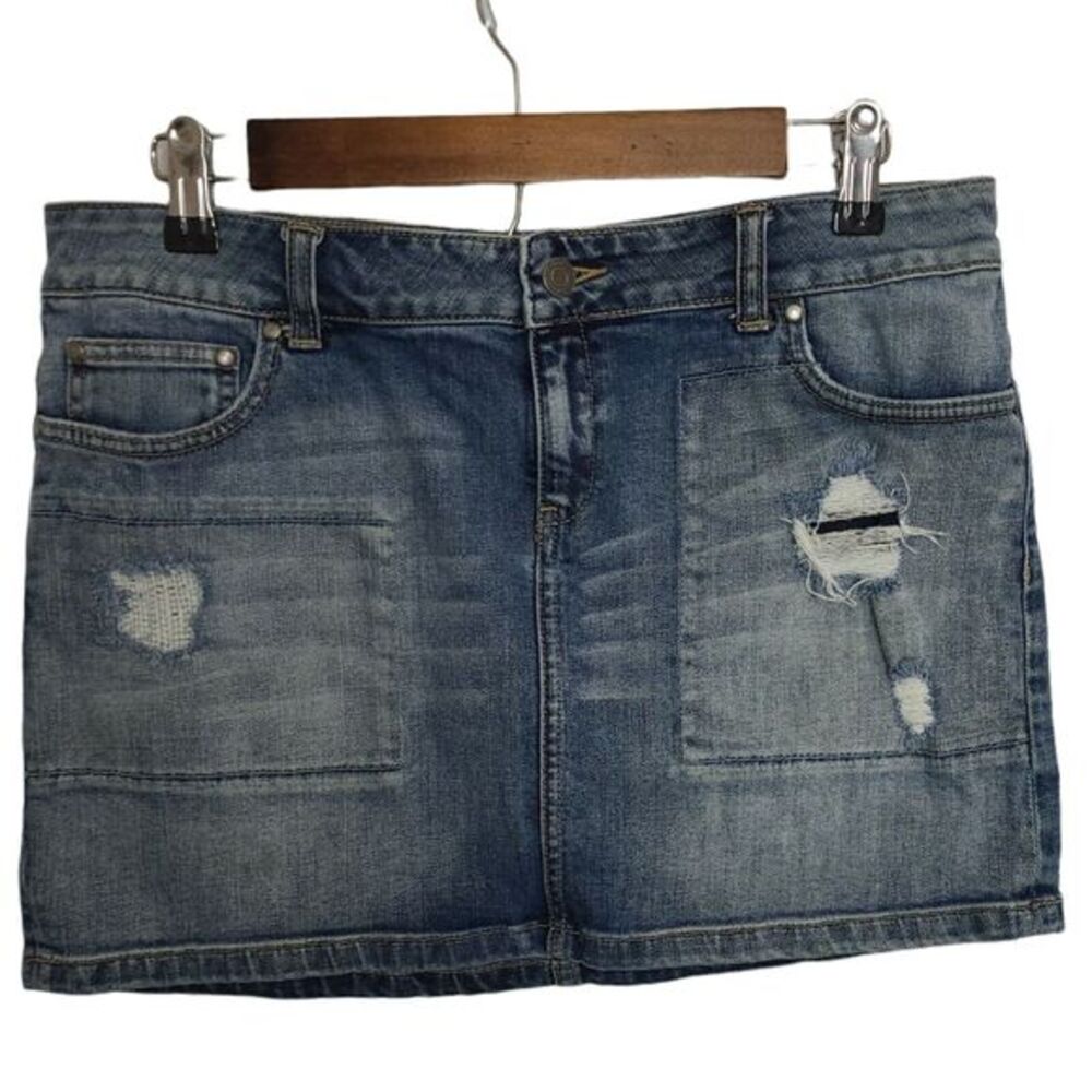 London Jean Womens Size 8 Blue Jean/Denim Mini Skirt Distressed Stretch Y2K
